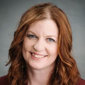 Meet your Posher, Jennifer e.